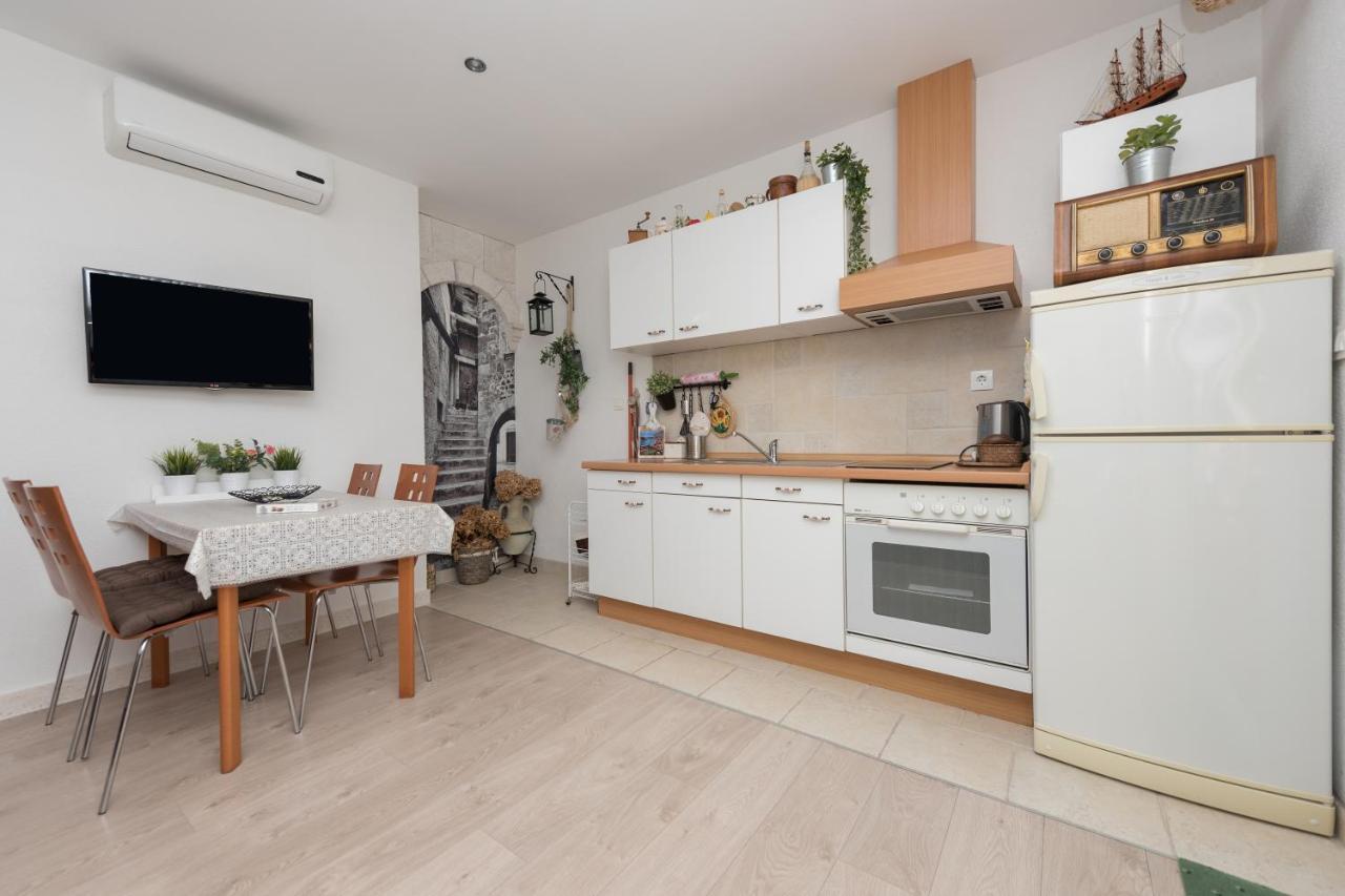 Apartmani Antunovic Podgora Eksteriør billede